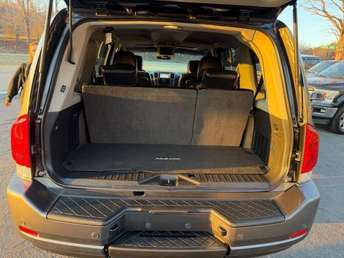 Used 2012 Nissan Armada Platinum image 31