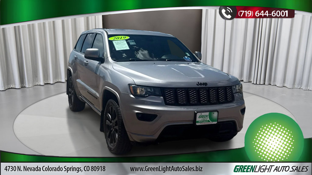 Used 2019 Jeep Grand Cherokee Altitude AWD/4WD image 7