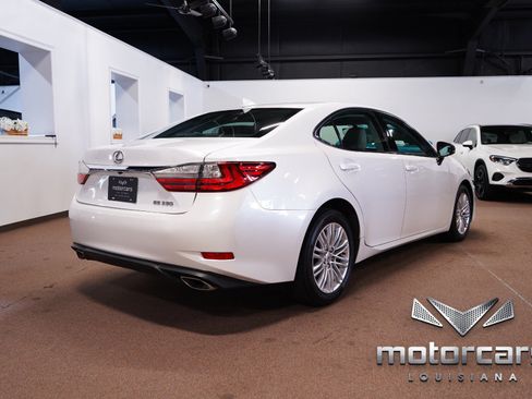 Used 2016 Lexus ES 350 w/ Accessory Package FWD image 7