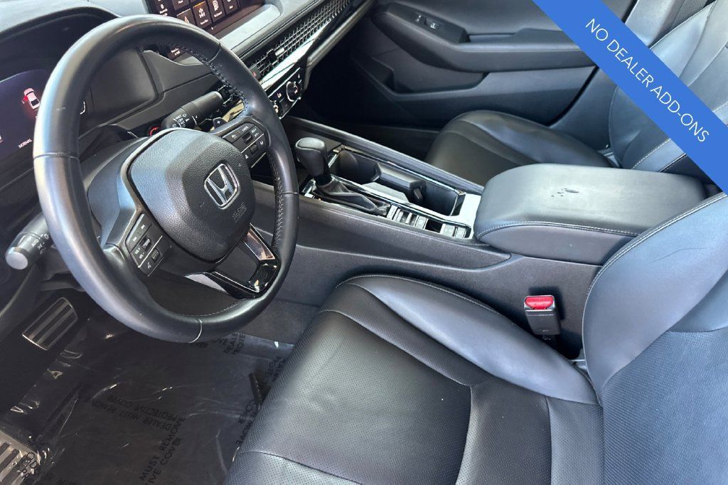 Used 2025 Honda Accord Sport image 10