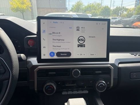 New 2026 Toyota Tacoma TRD Off-Road AWD/4WD image 21