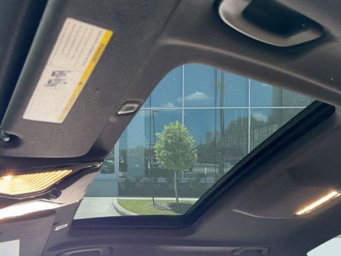 Used 2018 BMW 530i image 16