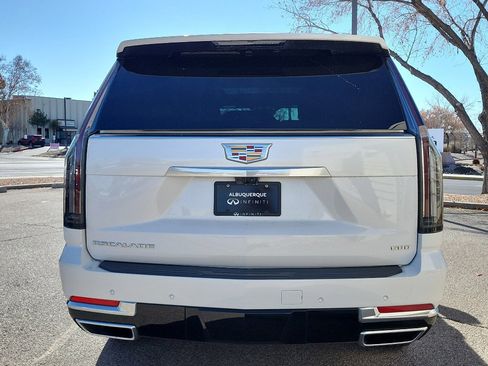 Used 2025 Cadillac Escalade ESV Premium Luxury w/ LPO, Floor Liner Package image 7