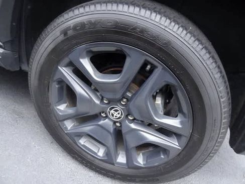Used 2024 Toyota RAV4 Adventure image 13