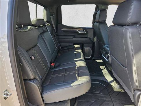 New 2026 Chevrolet Silverado 1500 High Country AWD/4WD image 16