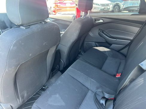 Used 2018 Ford Focus SE FWD image 27
