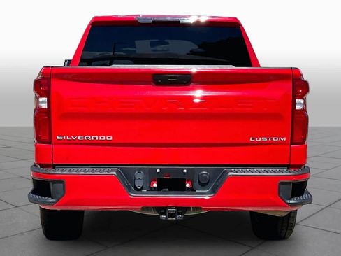 Used 2020 Chevrolet Silverado 1500 Custom w/ Custom Value Package RWD image 5