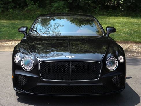 Used 2024 Bentley Continental GT image 37