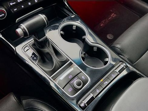 Used 2018 Kia Stinger Premium image 23