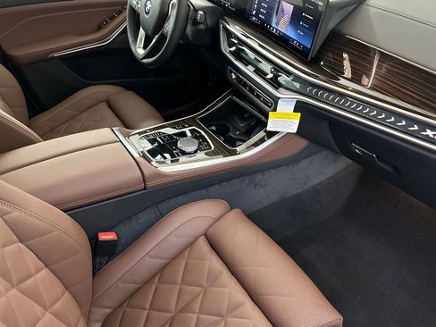 Used 2026 BMW X5 sDrive40i w/ Climate Comfort Package image 27
