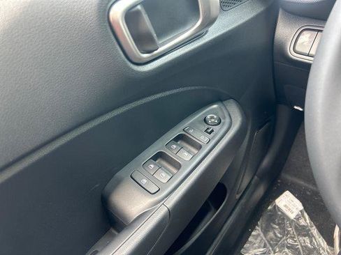 New 2026 Hyundai Venue SEL FWD image 11