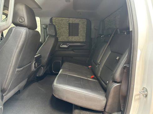 Used 2024 Chevrolet Silverado 2500 LTZ w/ LTZ Convenience Package image 13