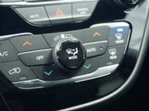 New 2026 Chrysler Voyager LX FWD image 27