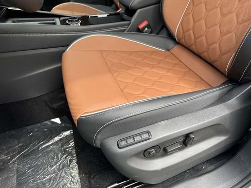 New 2026 Volkswagen Tiguan SEL R-Line AWD/4WD image 15