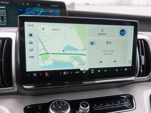 Used 2025 Ford Expedition Active image 27