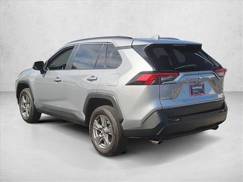 Used 2024 Toyota RAV4 XLE FWD image 8