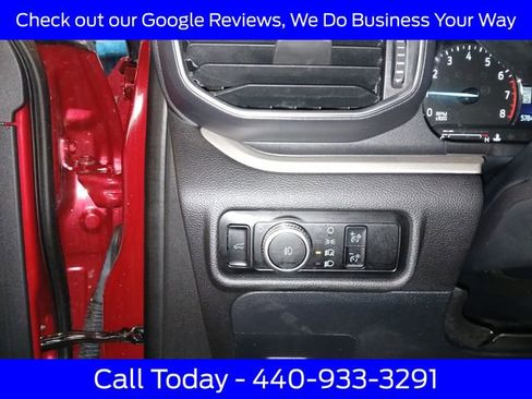 Certified 2022 Ford Explorer XLT w/ Equipment Group 202A AWD/4WD image 22