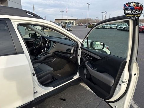 Used 2023 Subaru Outback Onyx Edition image 33