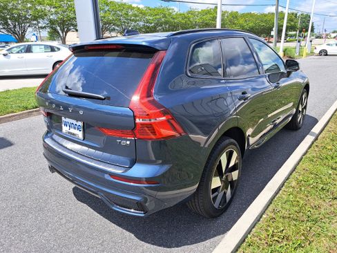 New 2025 Volvo XC60 T8 Plus w/ Protection Package Premier image 4