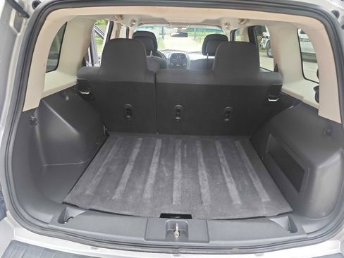 Used 2010 Jeep Patriot Sport w/ Tire & Wheel Group image 24