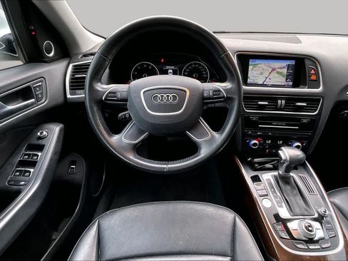 Used 2017 Audi Q5 2.0T Premium Plus w/ Technology Package AWD/4WD image 6