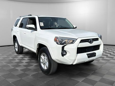 Used 2024 Toyota 4Runner SR5 Premium w/ Moonroof Package image 3