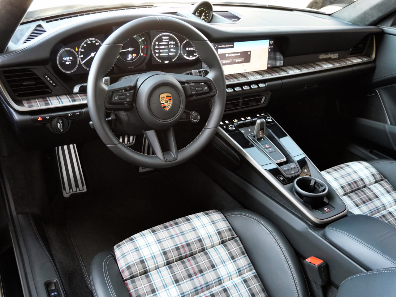 Used 2025 Porsche 911 Turbo AWD/4WD image 11