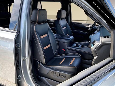 Used 2023 GMC Yukon AT4 image 7