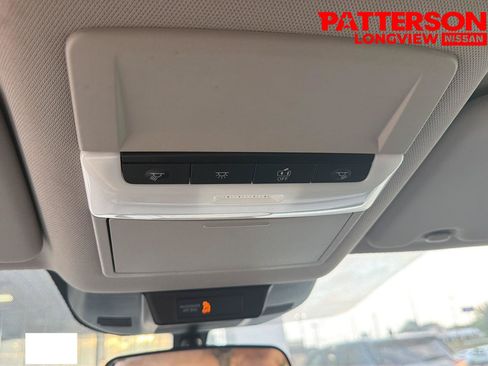 Used 2024 Nissan Rogue S FWD image 12