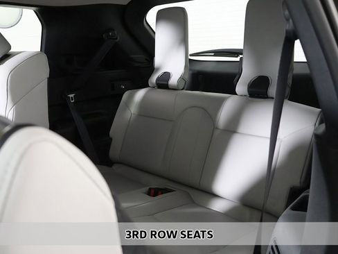 New 2025 Mitsubishi Outlander SEL image 11