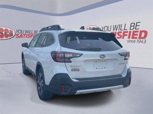 Used 2022 Subaru Outback Limited image 8