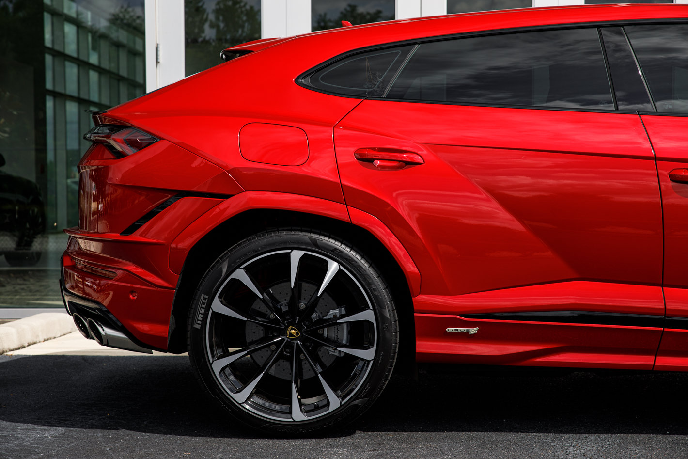 Used 2024 Lamborghini Urus S AWD/4WD image 20