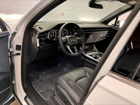 Certified 2025 Audi Q7 3.0T Premium Plus w/ Premium Plus Package AWD/4WD image 13