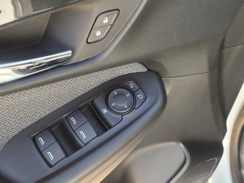 New 2026 Chevrolet TrailBlazer LT w/ Midnight Edition FWD image 13