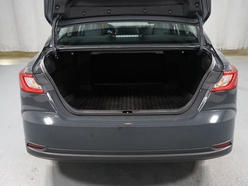 Used 2025 Toyota Camry LE image 34