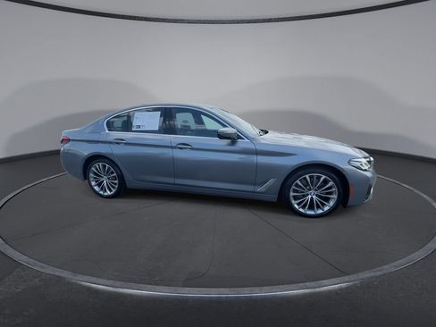 Used 2023 BMW 540i xDrive w/ Premium Package AWD/4WD image 2