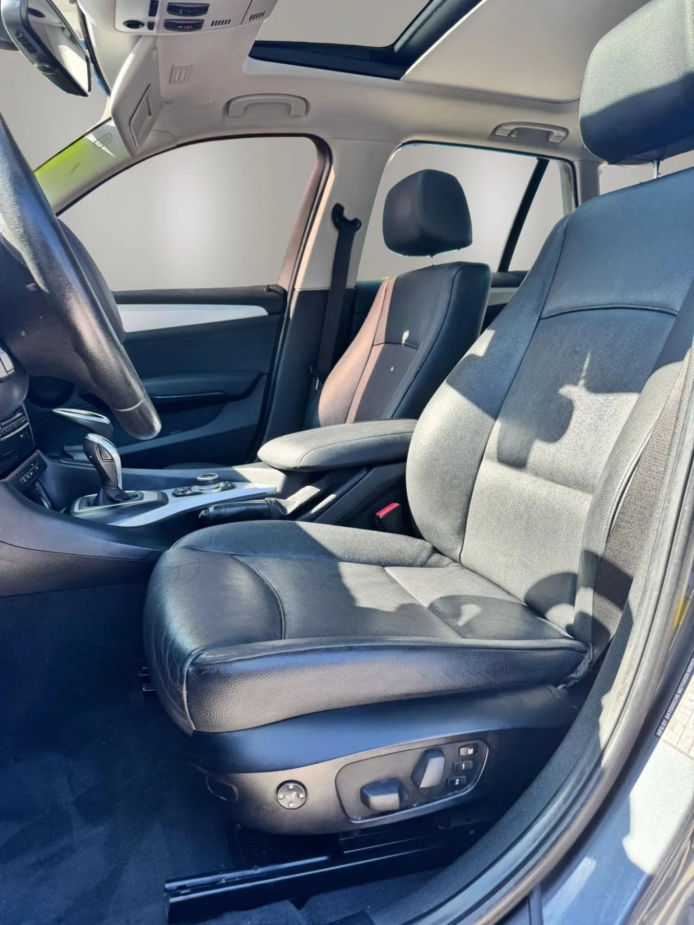 Used 2015 BMW X1 sDrive28i RWD image 17
