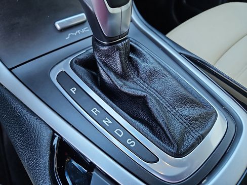 Used 2017 Ford Edge SEL w/ Equipment Group 201A image 17