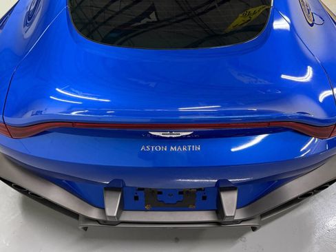 Used 2020 Aston Martin V8 Vantage Coupe image 15