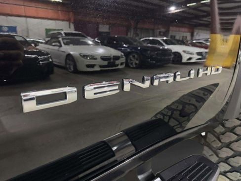 Used 2022 GMC Sierra 3500 Denali w/ Denali Ultimate Package image 64