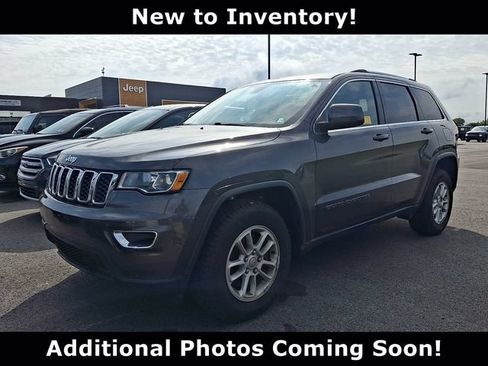 Used 2018 Jeep Grand Cherokee Laredo AWD/4WD image 1