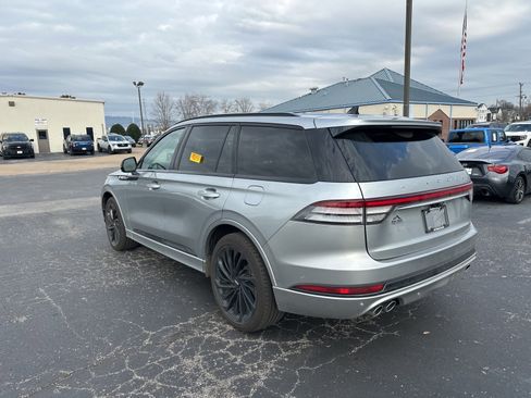 Used 2024 Lincoln Aviator Reserve w/ Equipment Group 201A image 5