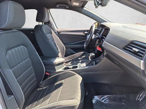 Certified 2023 Volkswagen Jetta Sport FWD image 21