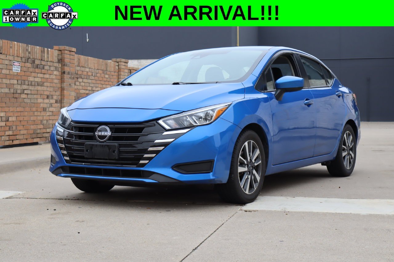 Used 2024 Nissan Versa SV FWD image 1