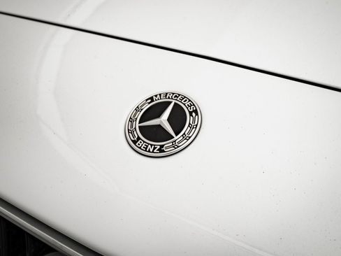 New 2026 Mercedes-Benz C 300 4MATIC Sedan image 3