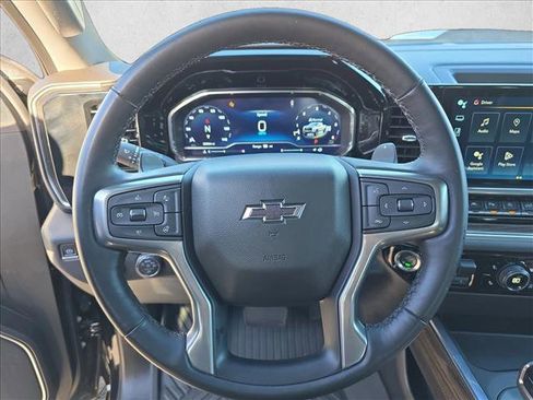 Used 2023 Chevrolet Silverado 1500 LT Trail Boss w/ Convenience Package II image 17