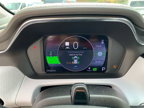 Used 2023 Chevrolet Bolt EUV Premier w/ Sun & Sound Package image 23