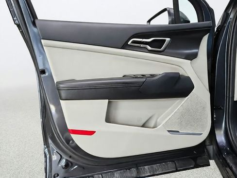Certified 2024 Kia Sportage EX FWD image 20