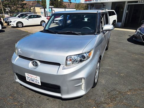Used 2014 Scion xB image 24
