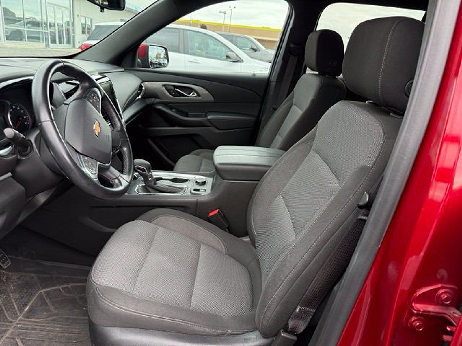 Certified 2024 Chevrolet Traverse LT w/ LPO, Floor Liner Package AWD/4WD image 20